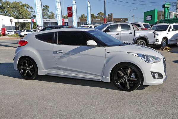 2013 Hyundai Veloster SR Turbo FS2