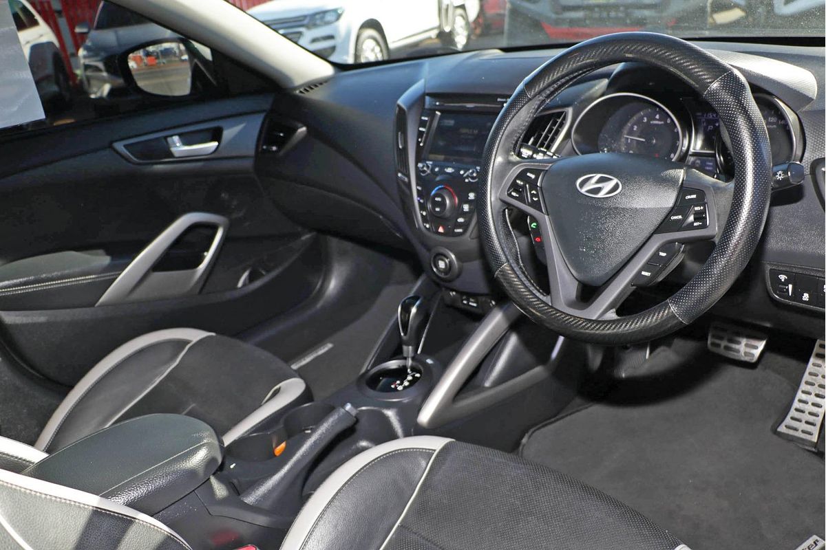 2013 Hyundai Veloster SR Turbo FS2