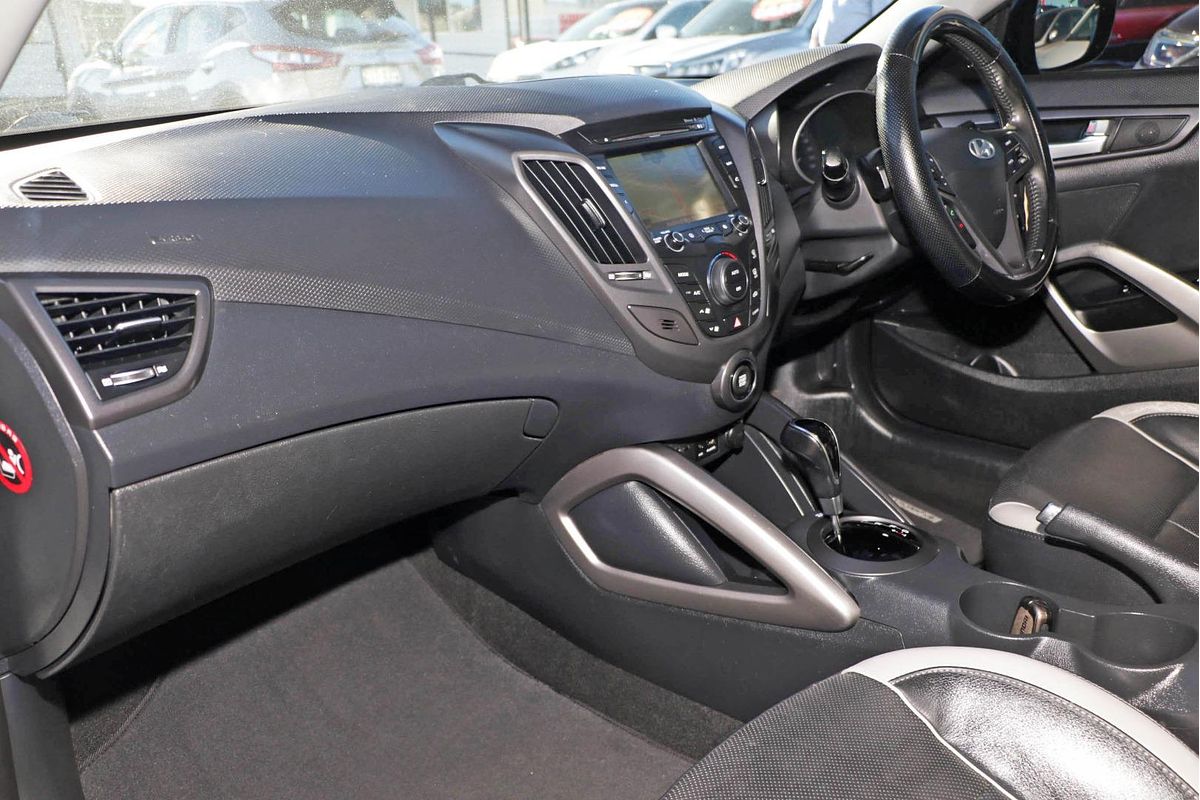 2013 Hyundai Veloster SR Turbo FS2