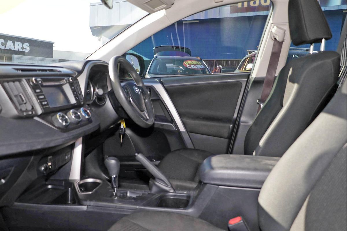 2016 Toyota RAV4 GX ZSA42R