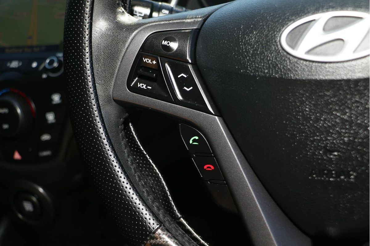 2013 Hyundai Veloster SR Turbo FS2