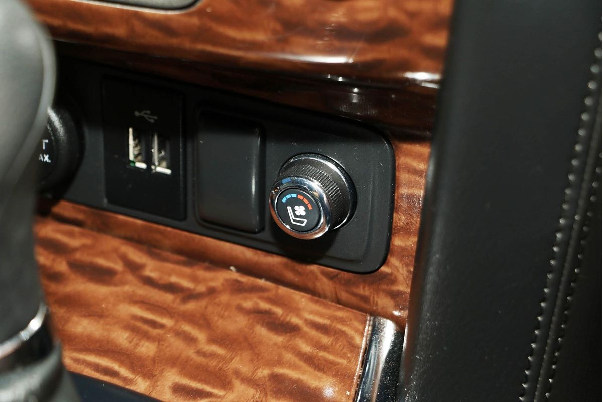 2022 Nissan Patrol Ti-L Y62
