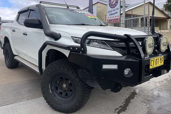 2019 Mitsubishi Triton GLX+ MR 4X4