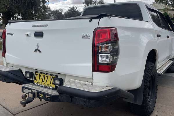 2019 Mitsubishi Triton GLX+ MR 4X4