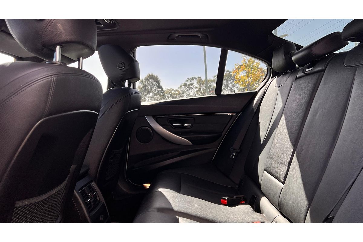 2016 BMW 3 Series 330i Sport Line F30 LCI