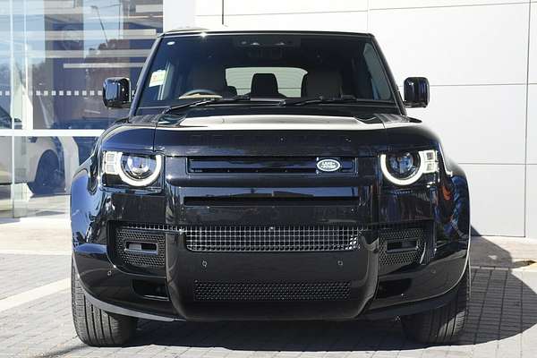 2025 Land Rover Defender 130 D350 X-Dynamic SE L663