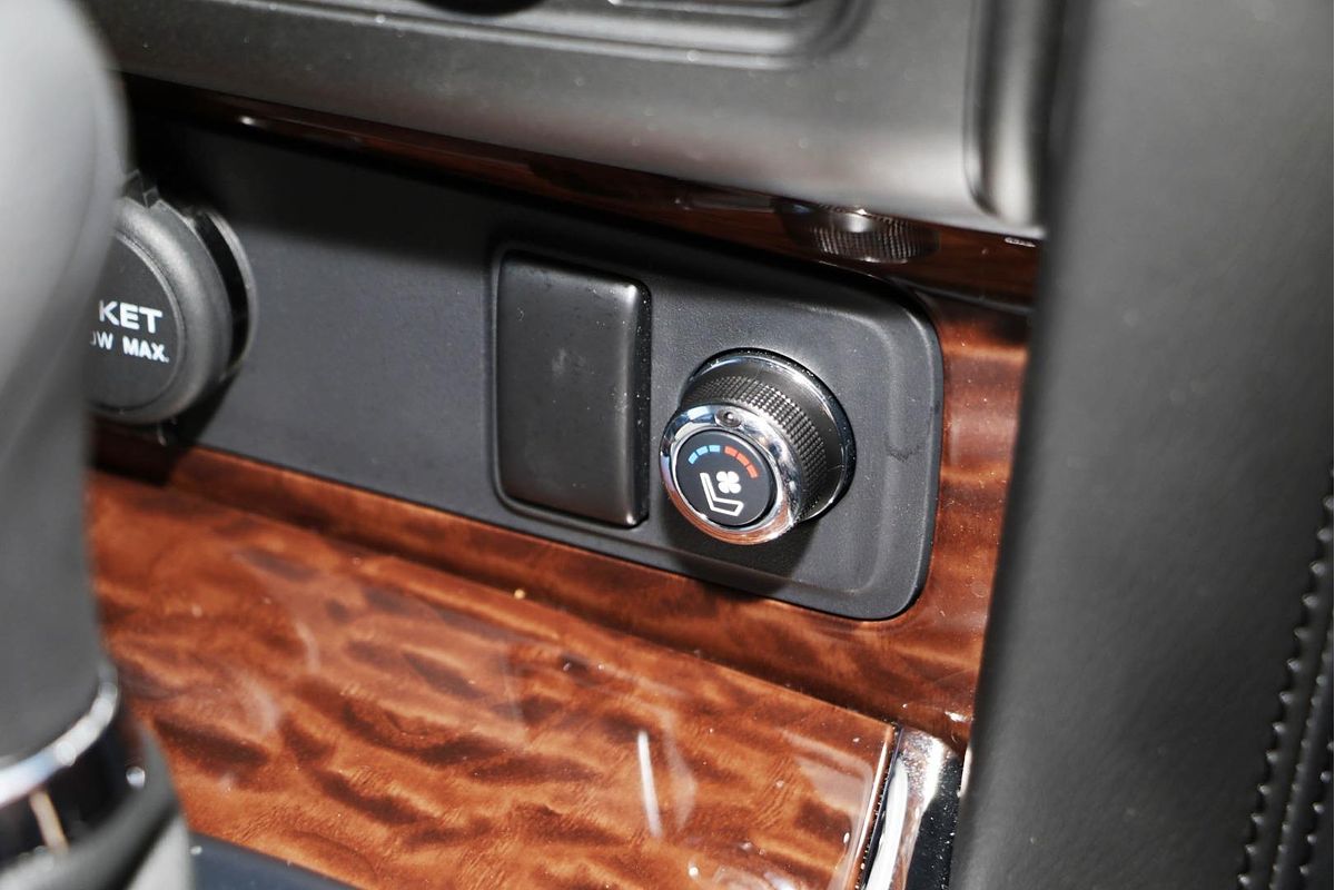 2024 Nissan Patrol Ti-L Y62