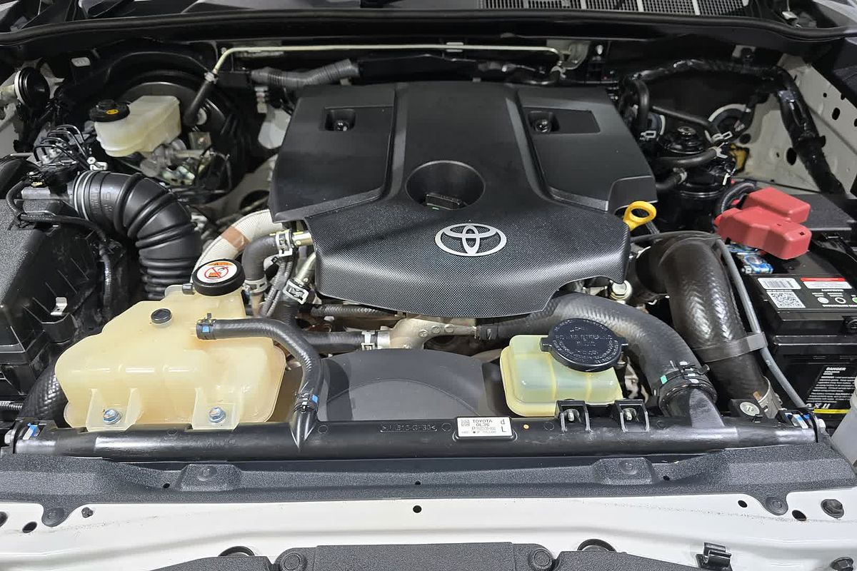 2022 Toyota Hilux Hilux 4x4 SR5 2.8L T Diesel Automatic Double Cab GUN126R 4X4