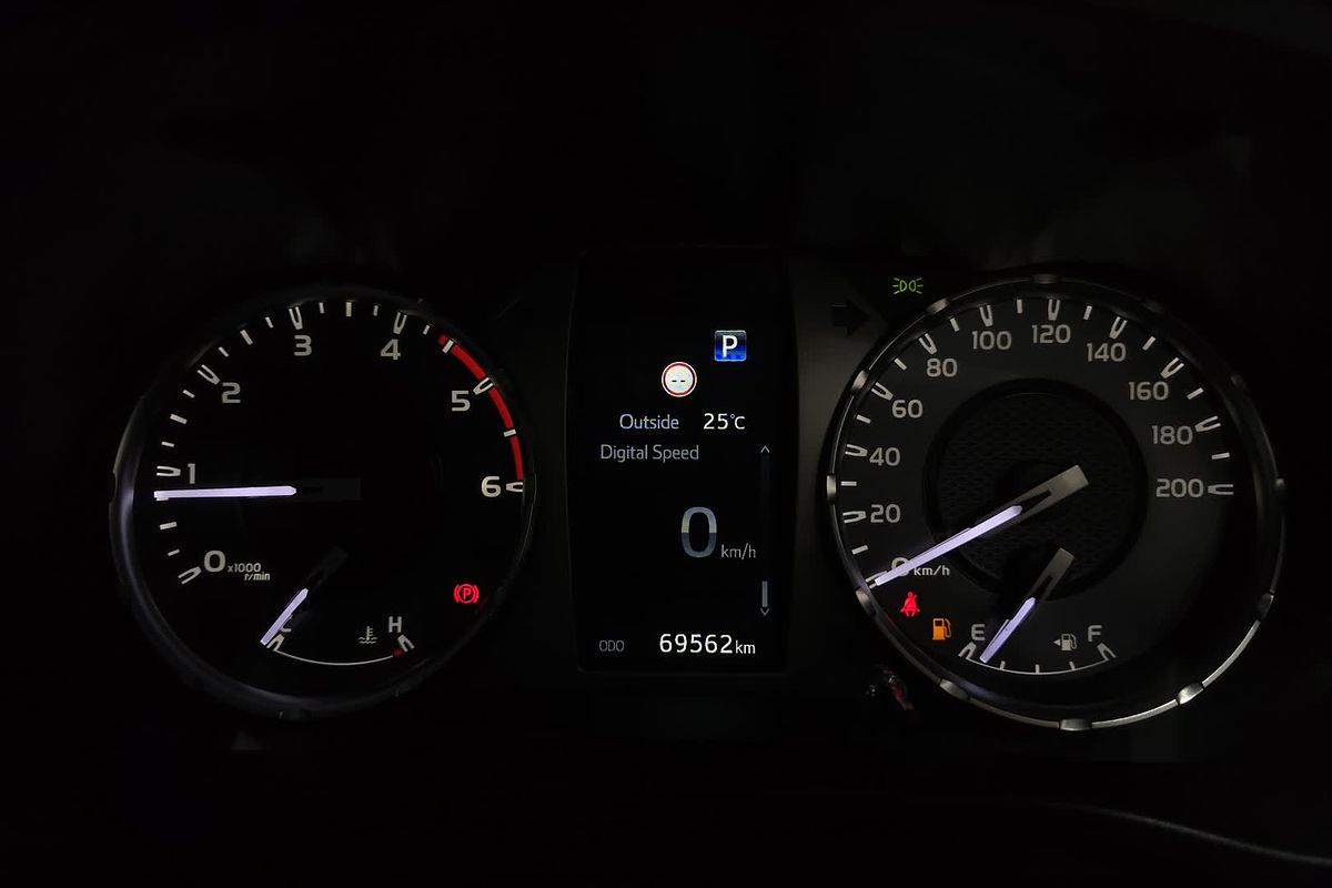 2022 Toyota Hilux Hilux 4x4 SR5 2.8L T Diesel Automatic Double Cab GUN126R 4X4