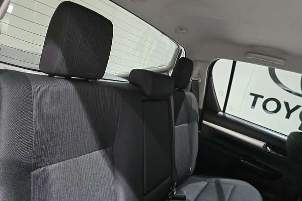 2022 Toyota Hilux Hilux 4x4 SR5 2.8L T Diesel Automatic Double Cab GUN126R 4X4