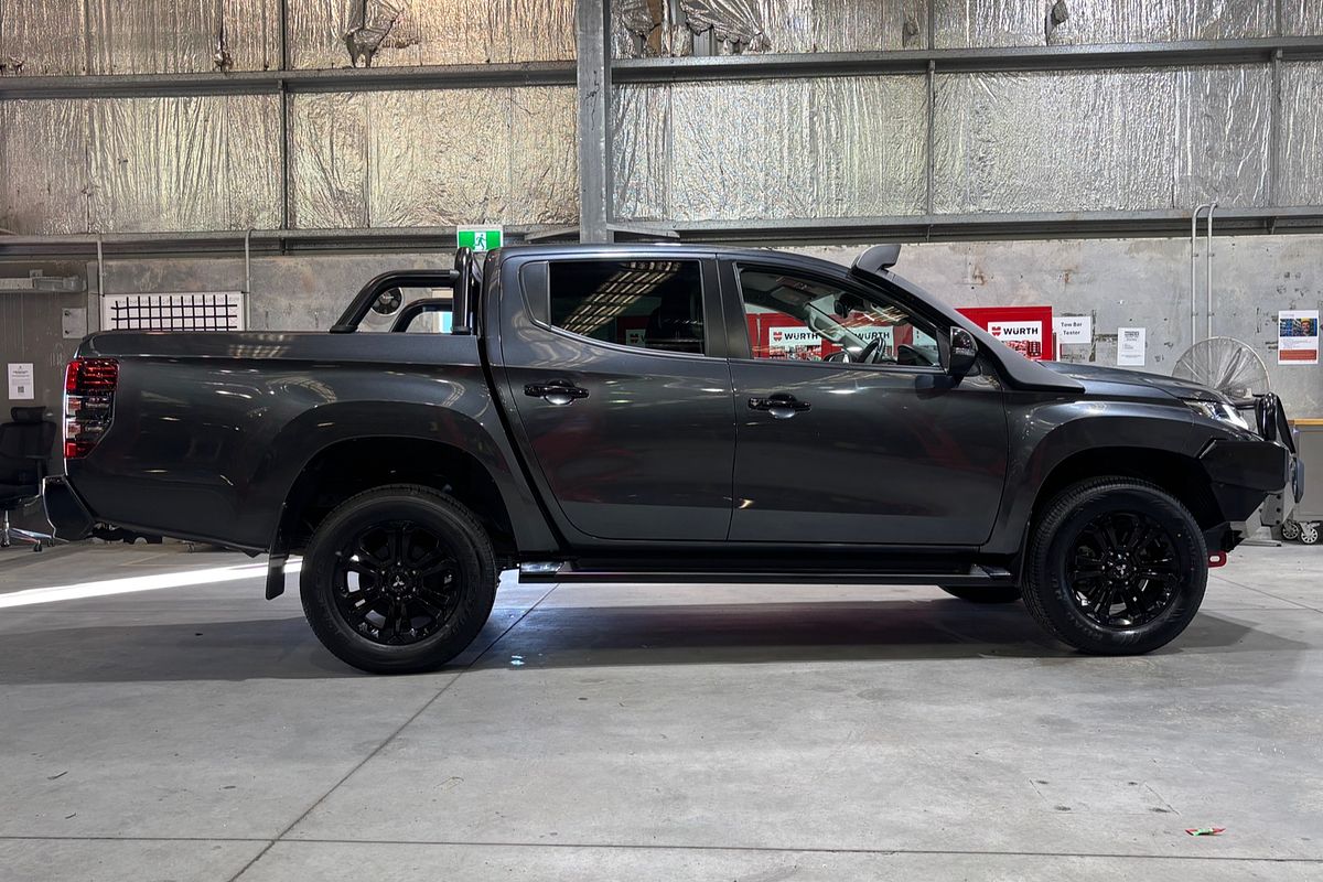 2022 Mitsubishi Triton GSR MR 4X4