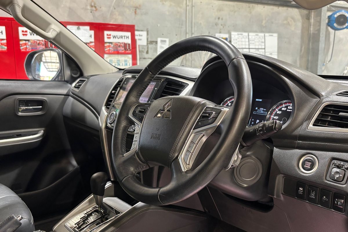 2022 Mitsubishi Triton GSR MR 4X4
