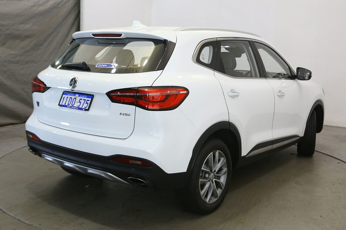 2024 MG HS Vibe SAS23