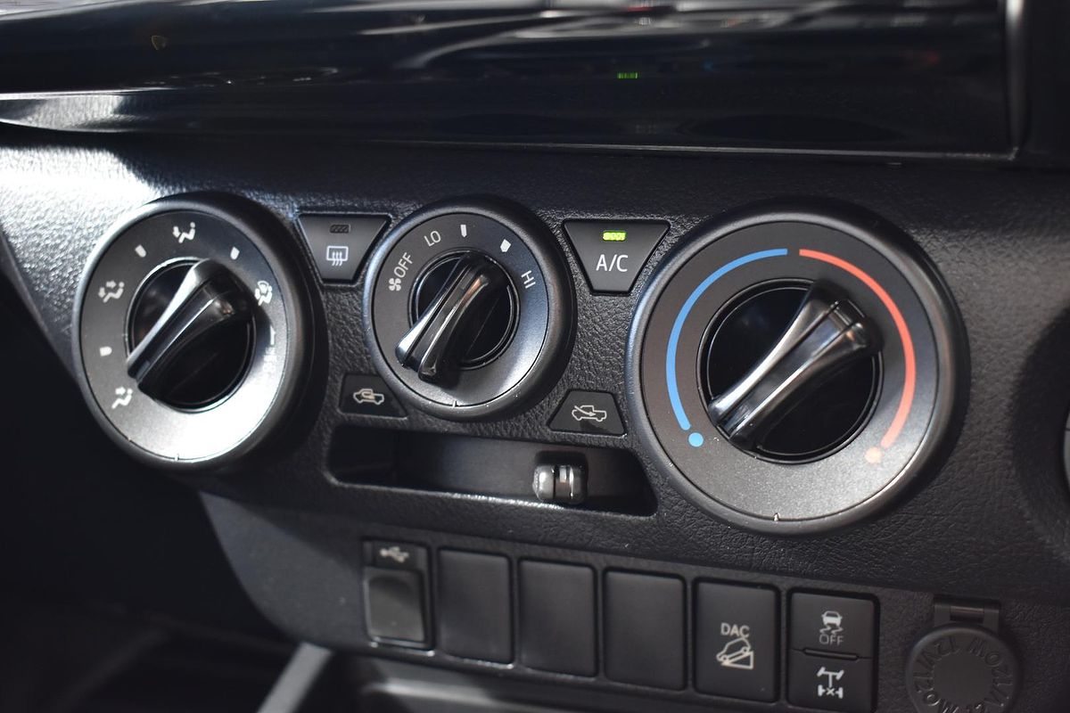 2022 Toyota Hilux SR GUN126R 4X4