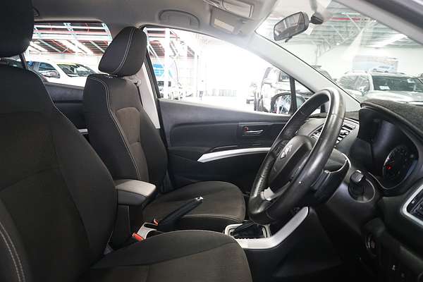 2019 Suzuki S-Cross Turbo JY