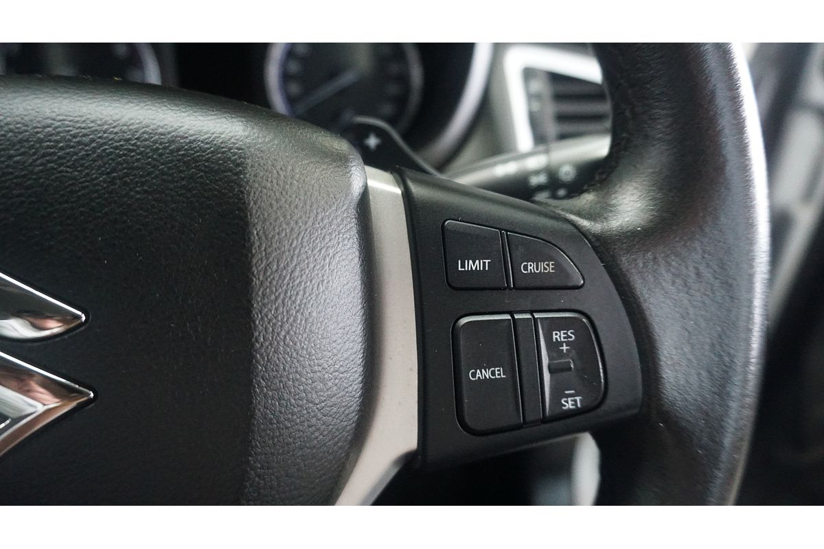 2019 Suzuki S-Cross Turbo JY