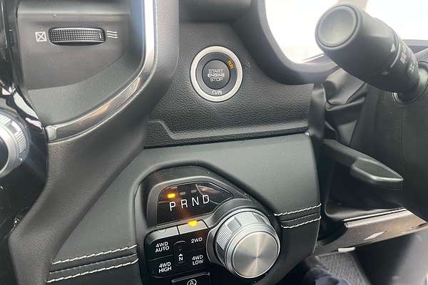 2024 RAM 1500 Laramie Sport RamBox DT 4X4 SWB