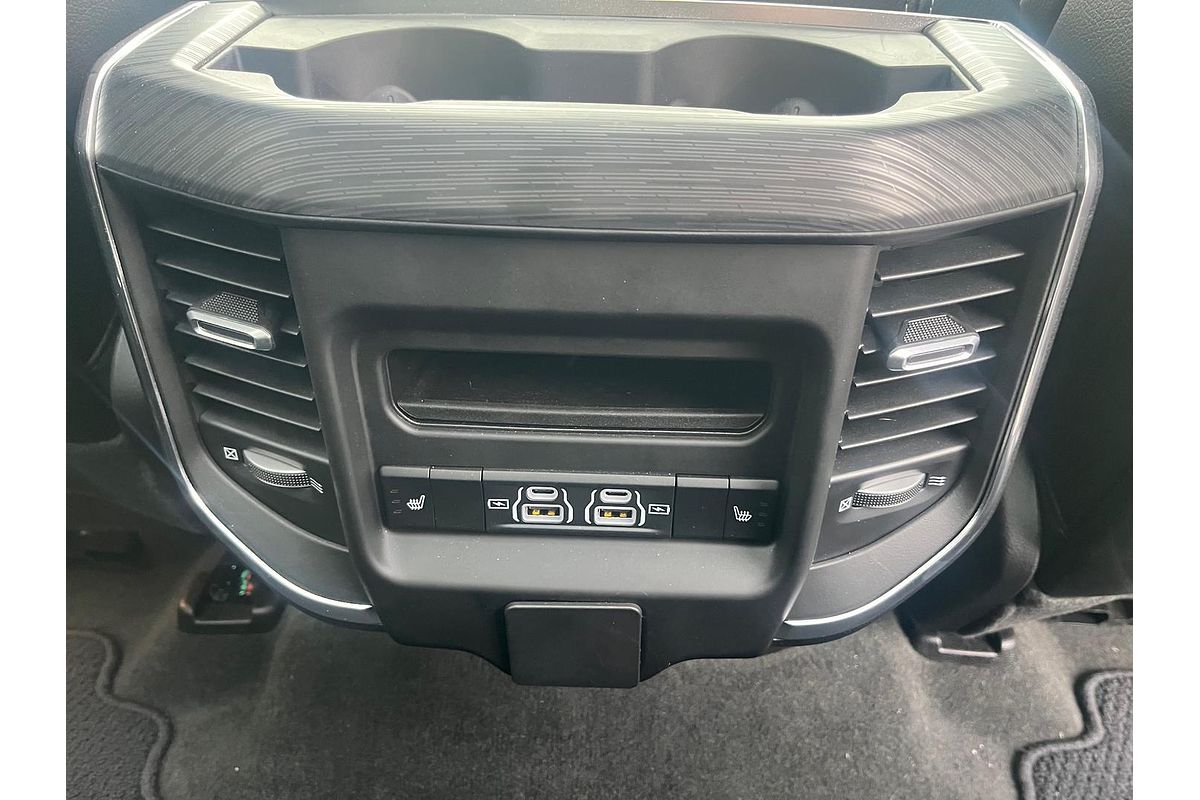 2024 RAM 1500 Laramie Sport RamBox DT 4X4 SWB