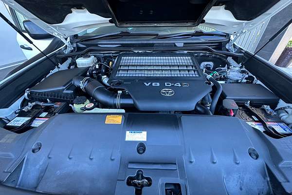 2017 Toyota Landcruiser GX VDJ200R