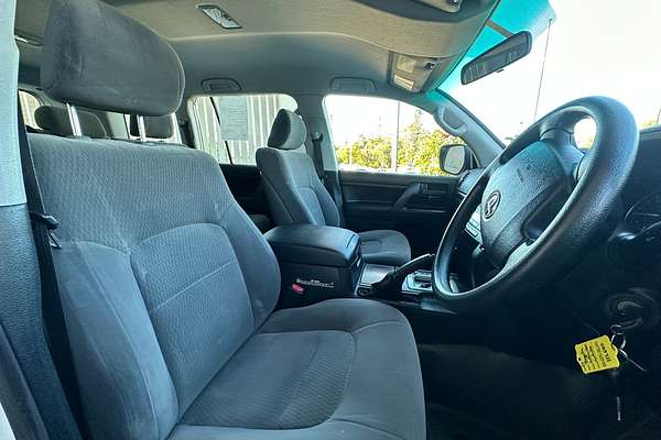 2017 Toyota Landcruiser GX VDJ200R