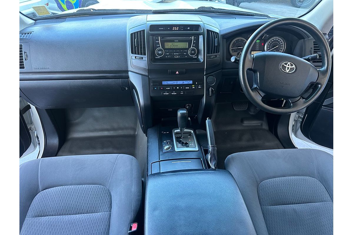 2017 Toyota Landcruiser GX VDJ200R
