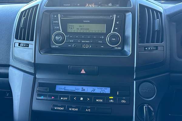 2017 Toyota Landcruiser GX VDJ200R