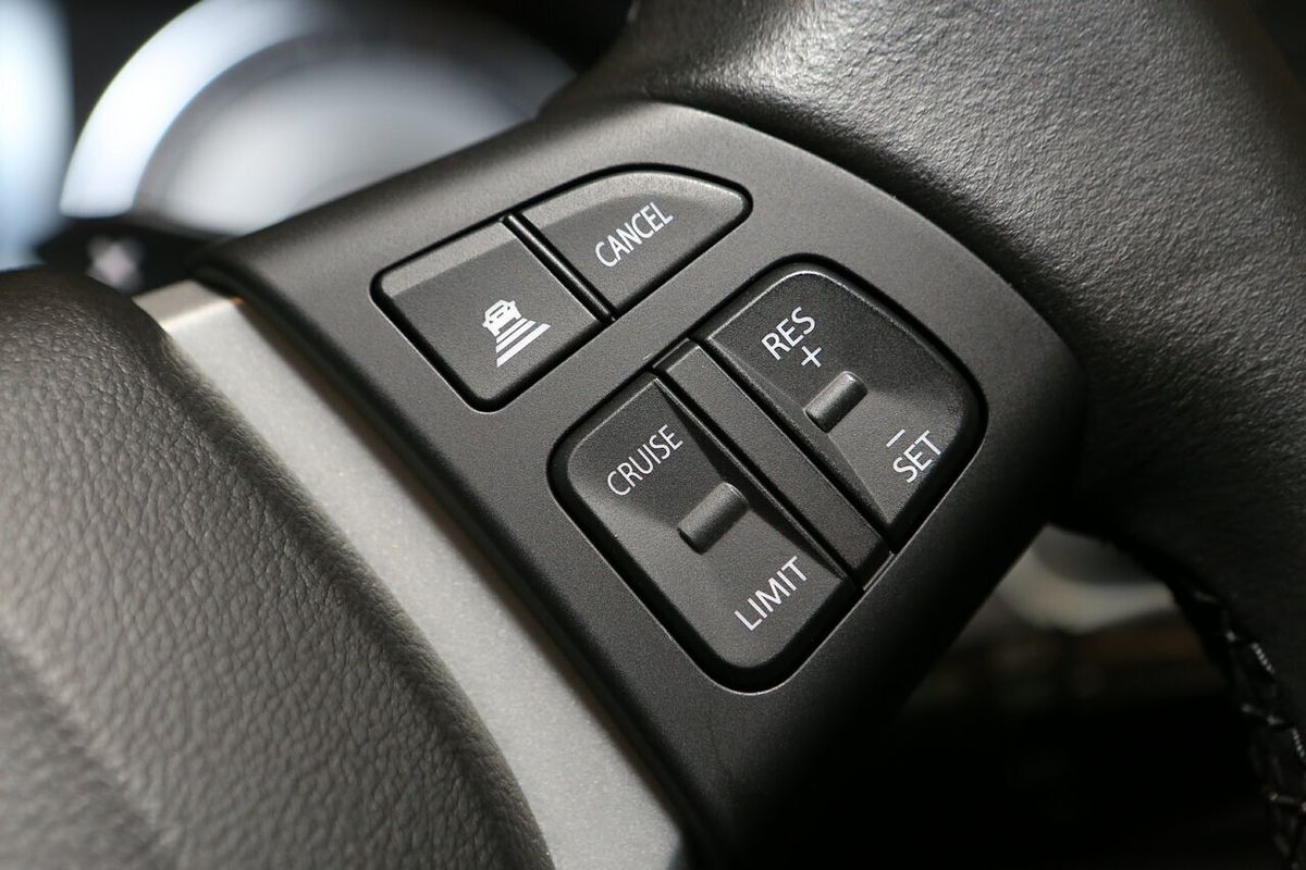 2024 Suzuki S-Cross JYB