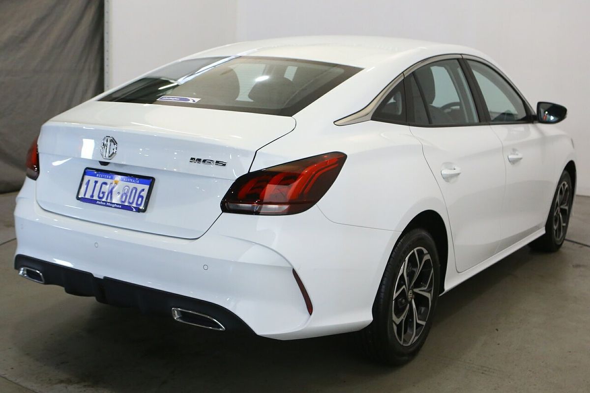 2024 MG MG5 Vibe