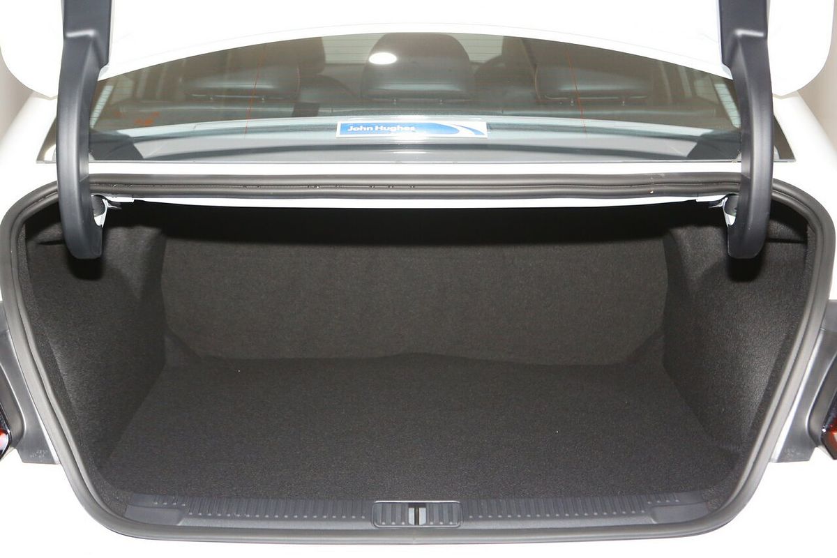 2024 MG MG5 Vibe