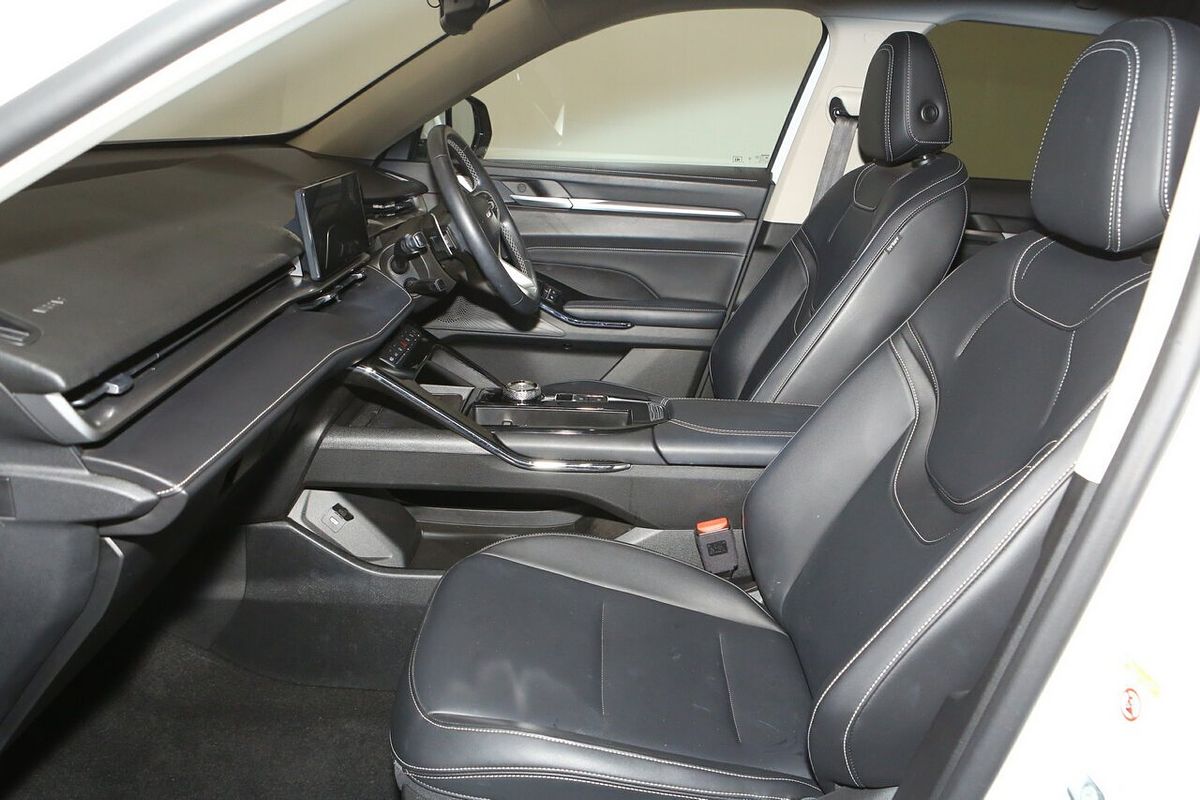 2022 GWM H6 Lux B01