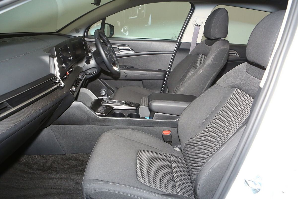 2024 Kia Sportage S NQ5