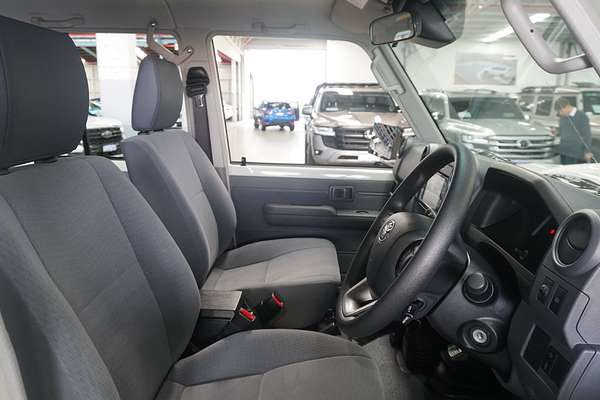 2025 Toyota Landcruiser GXL VDJL79R 4X4