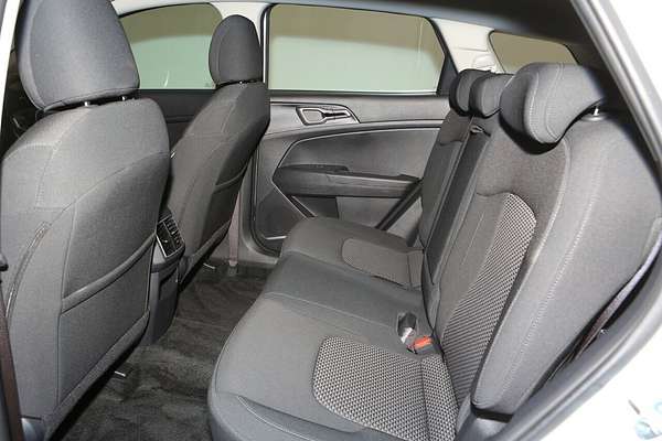 2024 Kia Sportage S NQ5