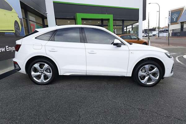 2022 Audi Q5 40 TDI S line FY