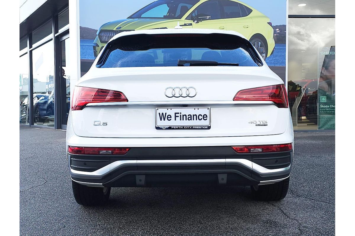 2022 Audi Q5 40 TDI S line FY