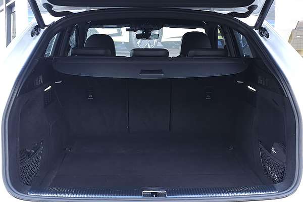 2022 Audi Q5 40 TDI S line FY