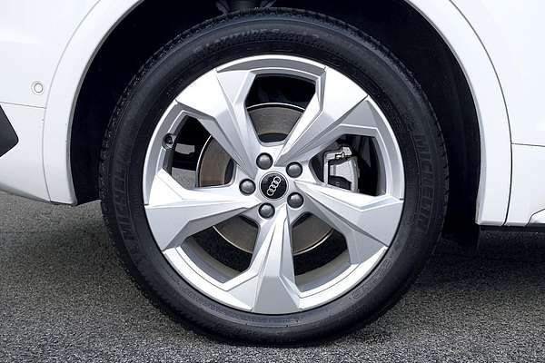 2022 Audi Q5 40 TDI S line FY