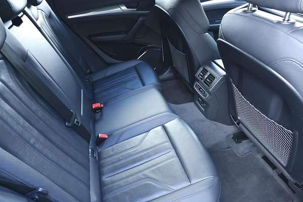 2022 Audi Q5 40 TDI S line FY