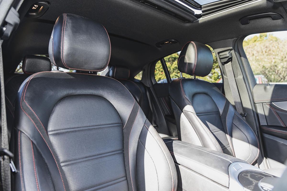 2022 Mercedes-Benz GLC-Class GLC300 C253