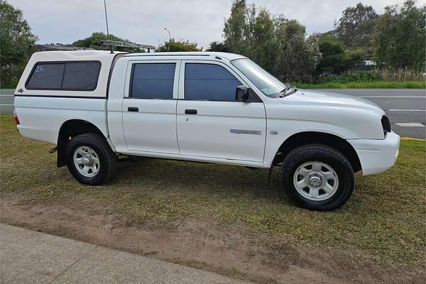 2001 Mitsubishi Triton GLX MK 4X4