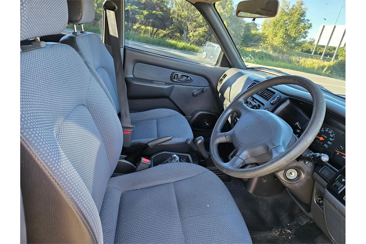 2001 Mitsubishi Triton GLX MK 4X4