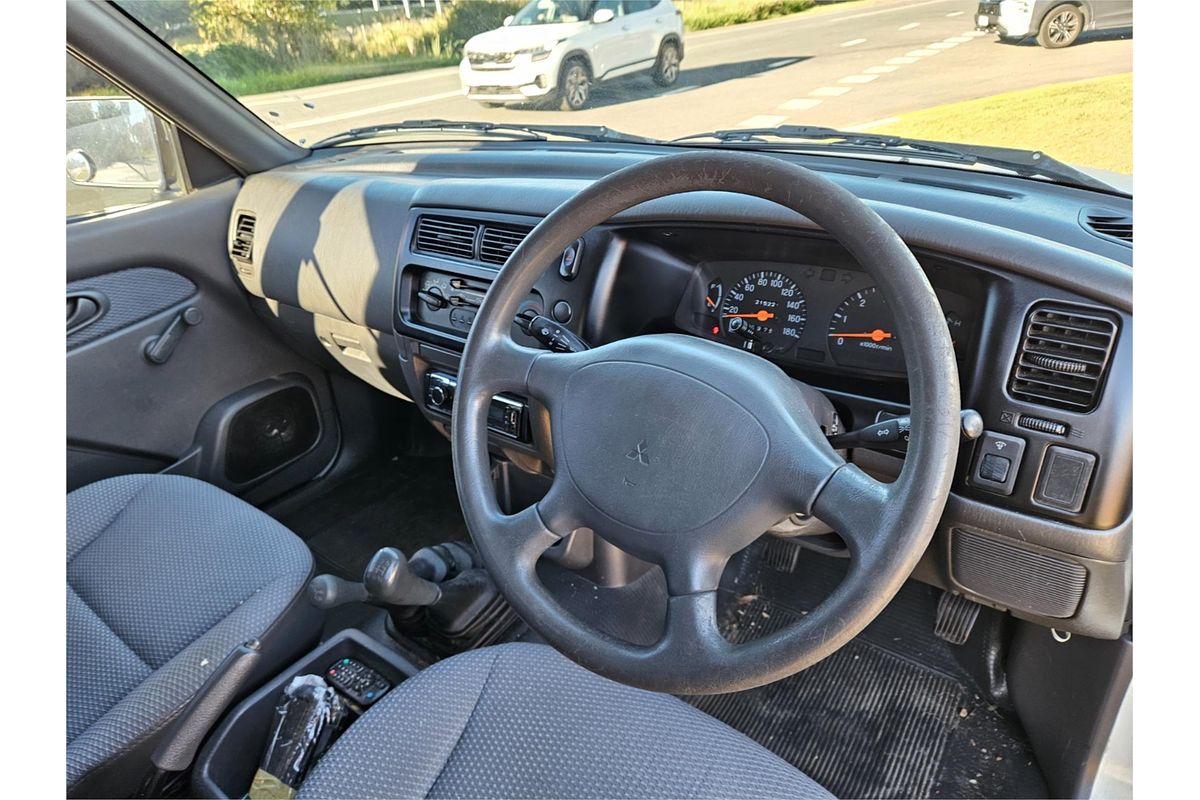 2001 Mitsubishi Triton GLX MK 4X4