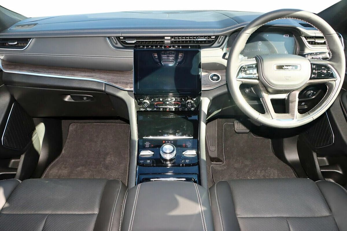 2023 Jeep Grand Cherokee Overland WL
