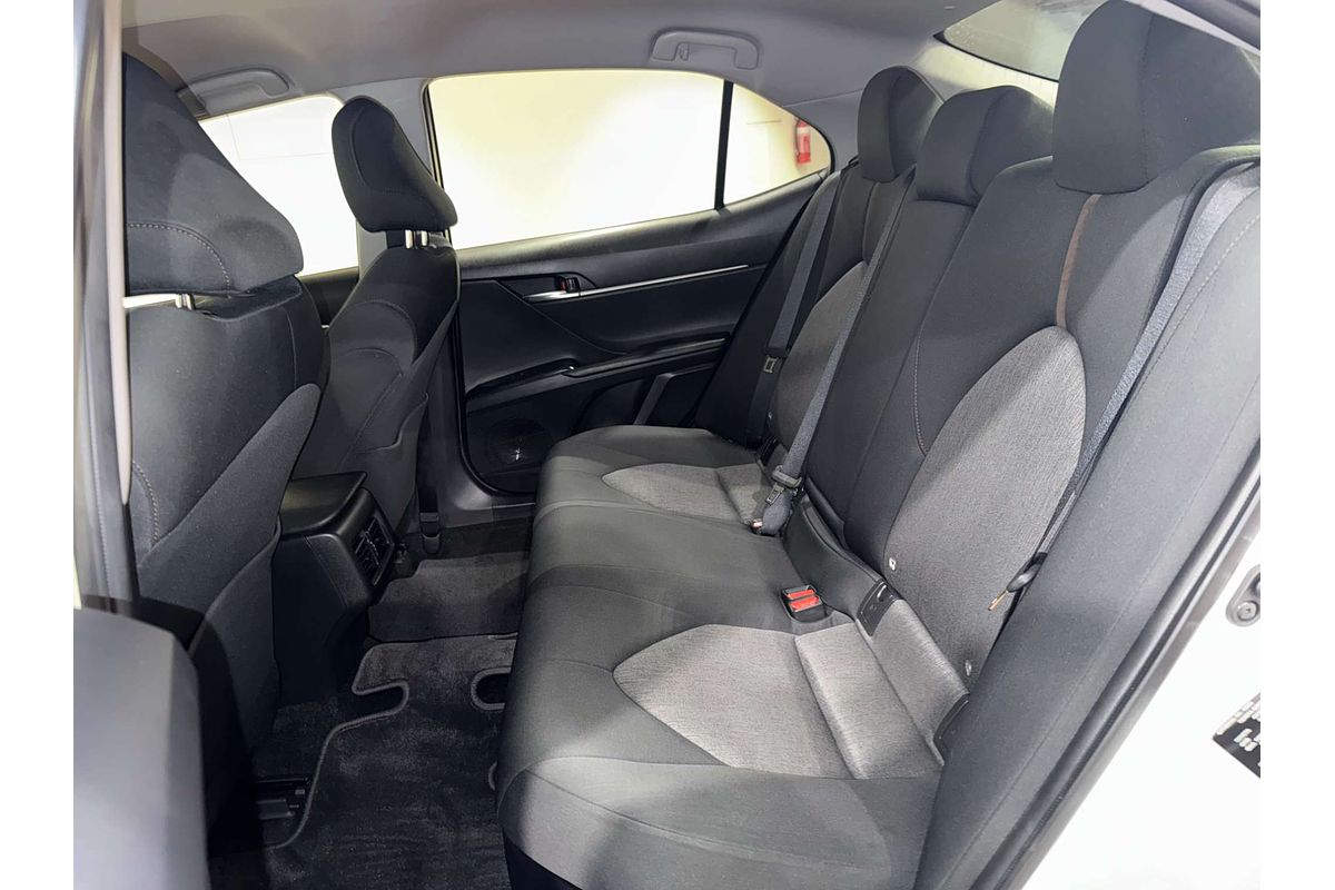 2019 Toyota Camry Ascent AXVH71R