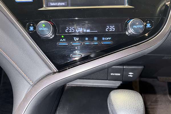 2019 Toyota Camry Ascent AXVH71R