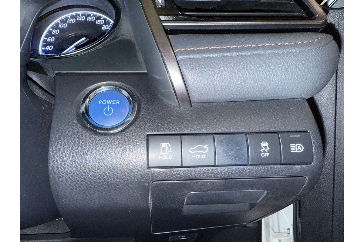 2019 Toyota Camry Ascent AXVH71R