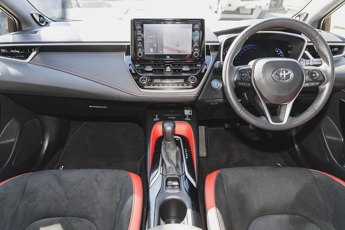 2019 Toyota Corolla ZR Hybrid ZWE211R