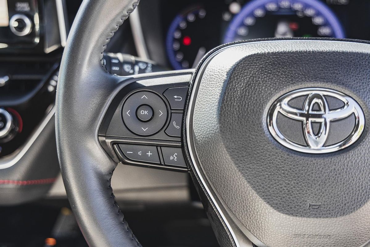 2019 Toyota Corolla ZR Hybrid ZWE211R