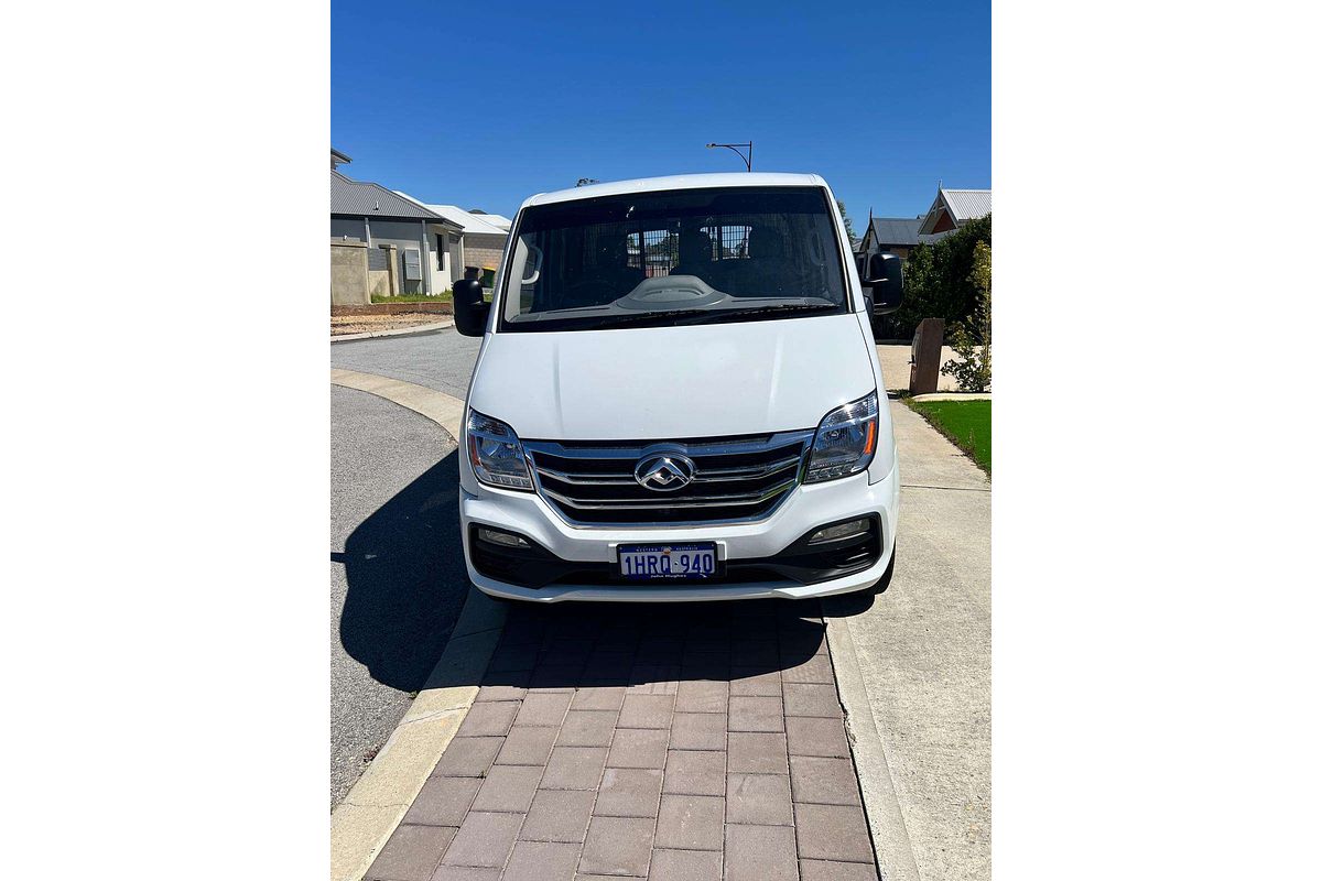 2022 LDV V80   SWB