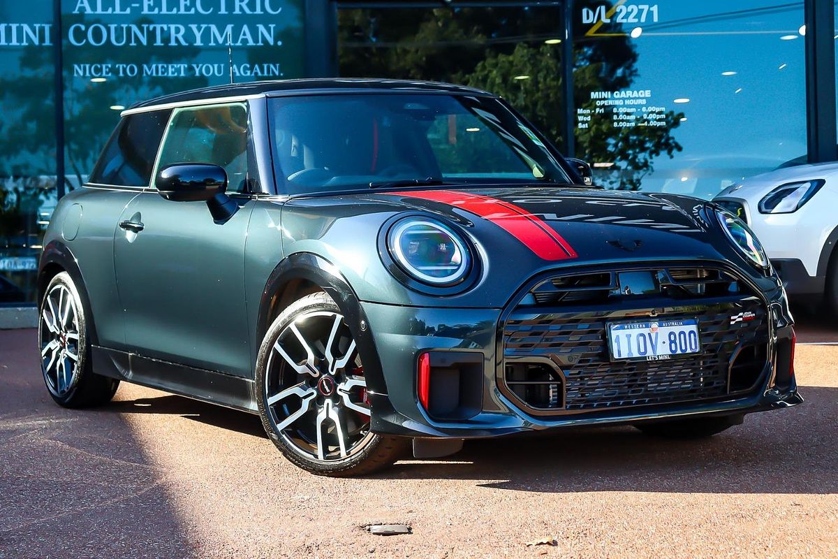 2025 MINI Cooper JCW Classic F66